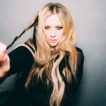 Avril Lavigne & Jonny Blu - Baby It&#039;s Cold Outside