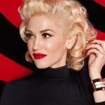 Gwen Stefani feat. Andre - Long Way to Go